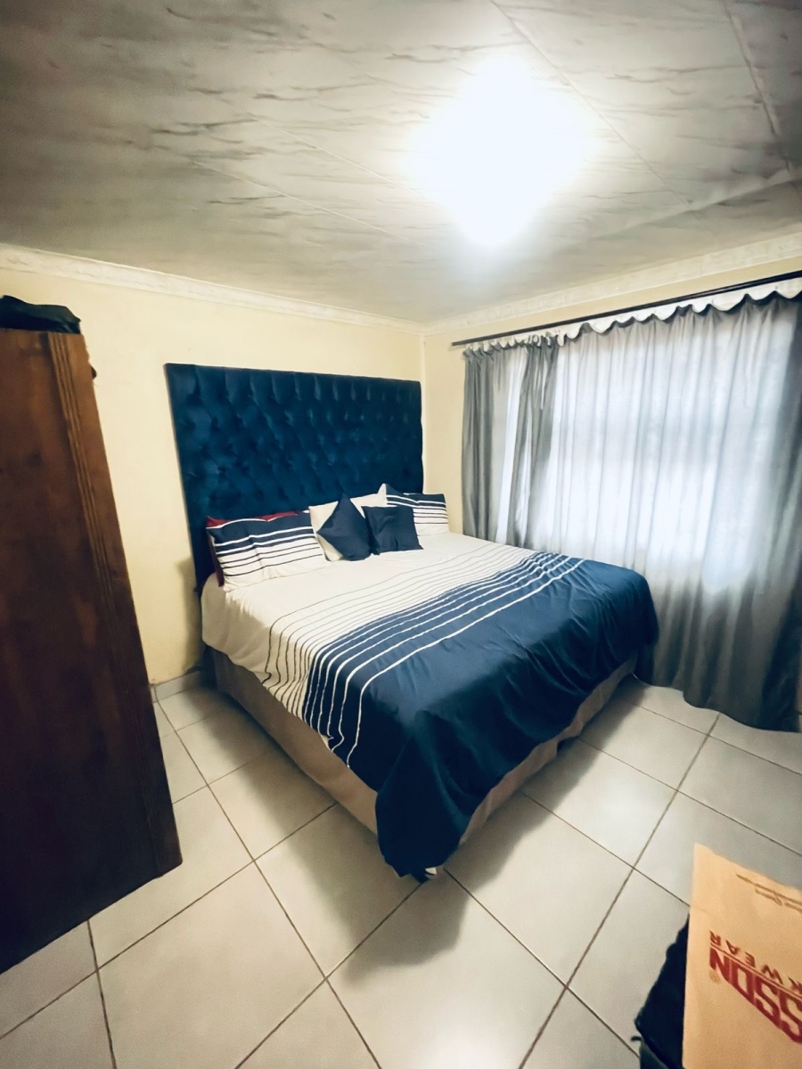 3 Bedroom Property for Sale in Roodepan Northern Cape